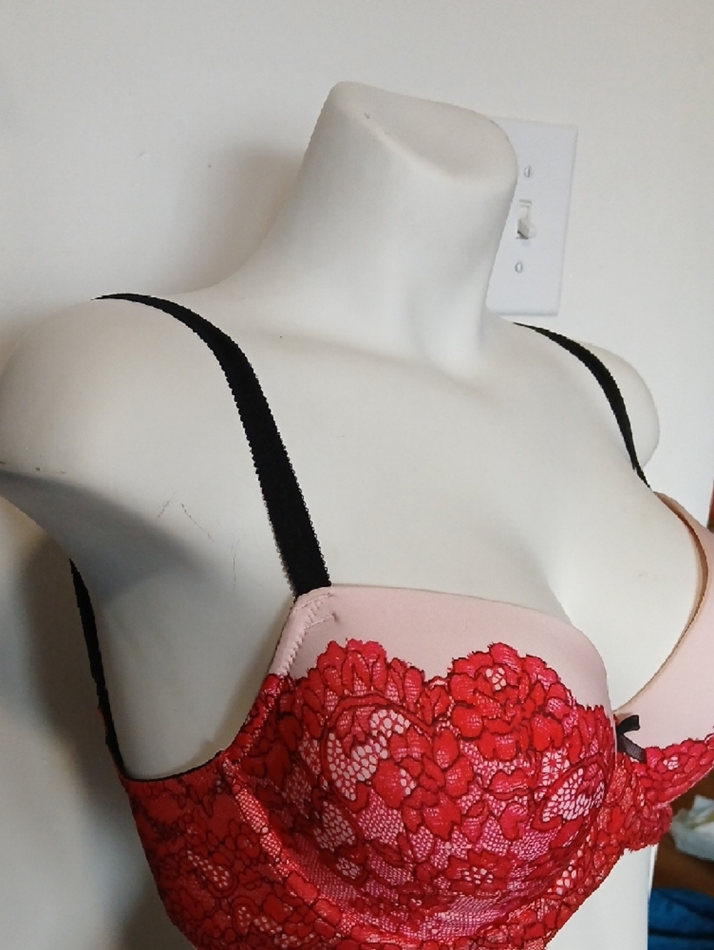 Victoria's Secret Pink, Red, & Black Sexy Dream Angels Lined Demi Faux Lace Bra - Picture 4 of 16